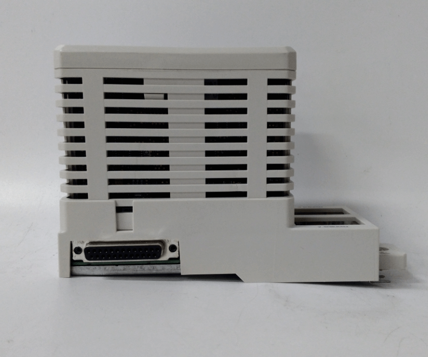 ABB CI854AK01 3BSE030220R1 | PROFIBUS-DP主站模块