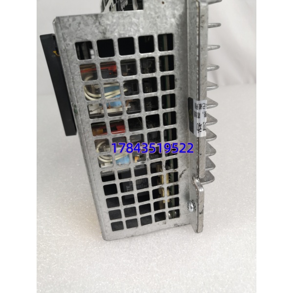 ABB 3HNA023093-001 | 可能为FlexPendant支架或DSQC周边安全件 - 图片 2