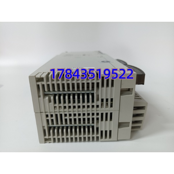 Schneider 140CPU67260 | 热备冗余处理器