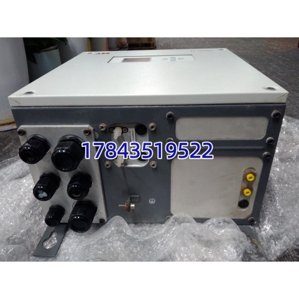ABB EL3040 02402893521100 | CP300/CP400系列 24V DC 电源模块