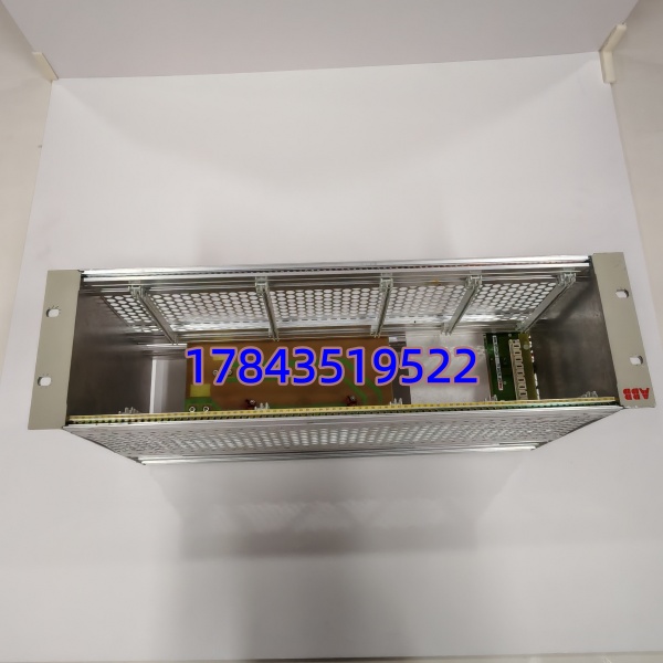 ABB P7LA | S200系列 3极 C型微型断路器 7A 分断6kA 导轨安装 - 图片 4