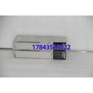 Schneider 140CPU11303 140CPU11303 | 槽位0主控模块 带 712kB 内存/钥匙开关